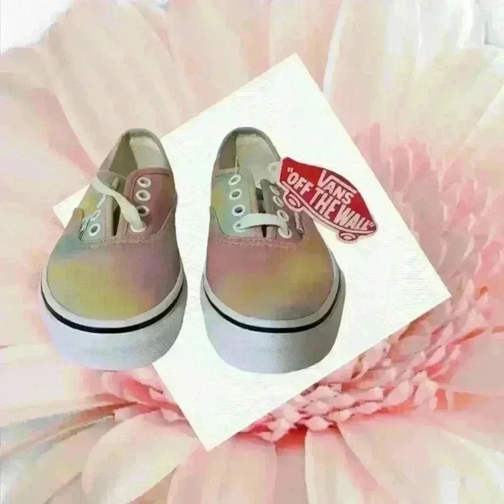 Vans Authentic Girls Sneaker Size 13.5 - Picture 5 of 9